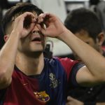 (Video) El trofeo de la Copa del Rey arribó en vuelo