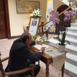 AFA evoca al Papa como “El que jugó con el mundo”