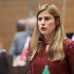Oficial detenido por tenencia y distribución de pornografía infantil