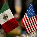 Trump retrocede para mitigar los efectos perjudiciales de su guerra comercial, afirma Maduro.