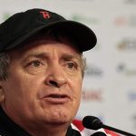 Estudiante de administración pública cuestionó al rector de la UCR