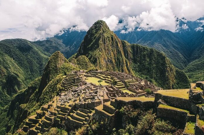 Machu Pichu.