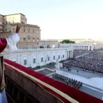 La mujer proporcionó información bancaria de 14 mil personas al grupo de estafadores.