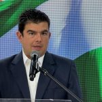 Jaffet agarra la liga y en Hediano estaba tan feliz

 – El nacional cr
