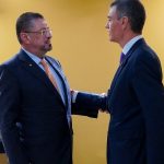 Medir muere cuando es expulsado

 – El nacional cr