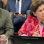 Trump firma una proclamación que aumenta la velocidad de la visa H-1B para los empleadores a $ 100,000

 – El nacional cr