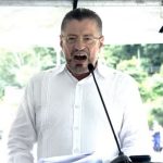 El alcalde de Parrrita alivia la nueva república y apoya a Laura Fernández

 – El nacional cr