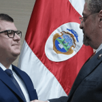 La academia ha estado exenta de la redención  

 – El nacional cr