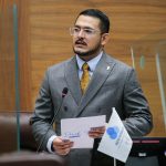 Hombre arrestado bajo orden judicial por amenazar a un oficial
 – El nacional cr