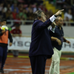 “Hace 4 meses que no veo a mis hijos”

 – El nacional cr