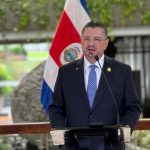 Claudia DOBLES Reclama renuncia del Ministro de Seguridad

 – El nacional cr