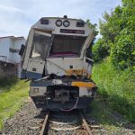 Rodrigo Chaves se levantó y salió de la agencia.

 – El nacional cr