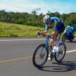 Auto choca contra acera y atropella a deportista en Goicoechea

 – El nacional cr