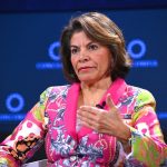 Auto cae sobre cereza en Cerro de la Muerte: 2 personas heridas 

 – El nacional cr