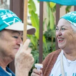 No intentes disfrazarte con una bandera nueva porque son exactamente iguales.

 – El nacional cr