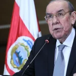 Espero que sea mejor gobernando que debatiendo.

 – El nacional cr