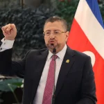 Diputado Óscar Izquierdo anuncia trámite para su destitución en AyA, pero Pilar Cisneros se distancia de la decisión

 – El nacional cr