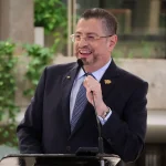 Un hombre muere al caer un árbol

 – El nacional cr