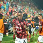 Joven motociclista patina, choca contra camión y muere

 – El nacional cr