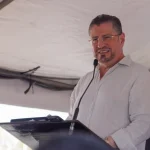 Llega avión con Celso Gamboa y “Pecho de Rata”

 – El nacional cr